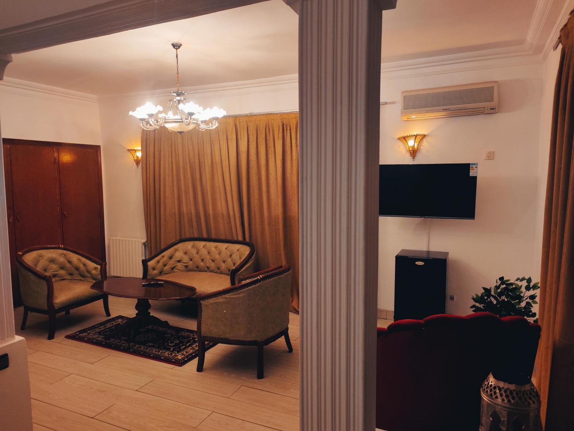 Amrouss Touristic Darmaroc Hotel Azrou Exterior foto